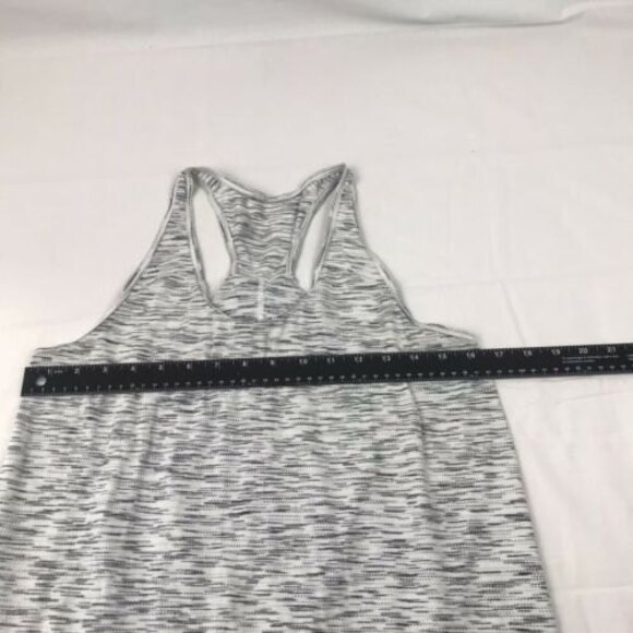 Lululemon Essential Tank Tiger Space Dye Black White Size 8 - Picture 3 of 9